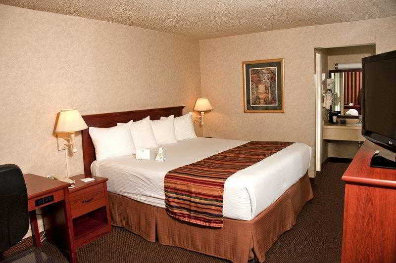 Clarksville Best Western Sherwood Inn חדר תמונה