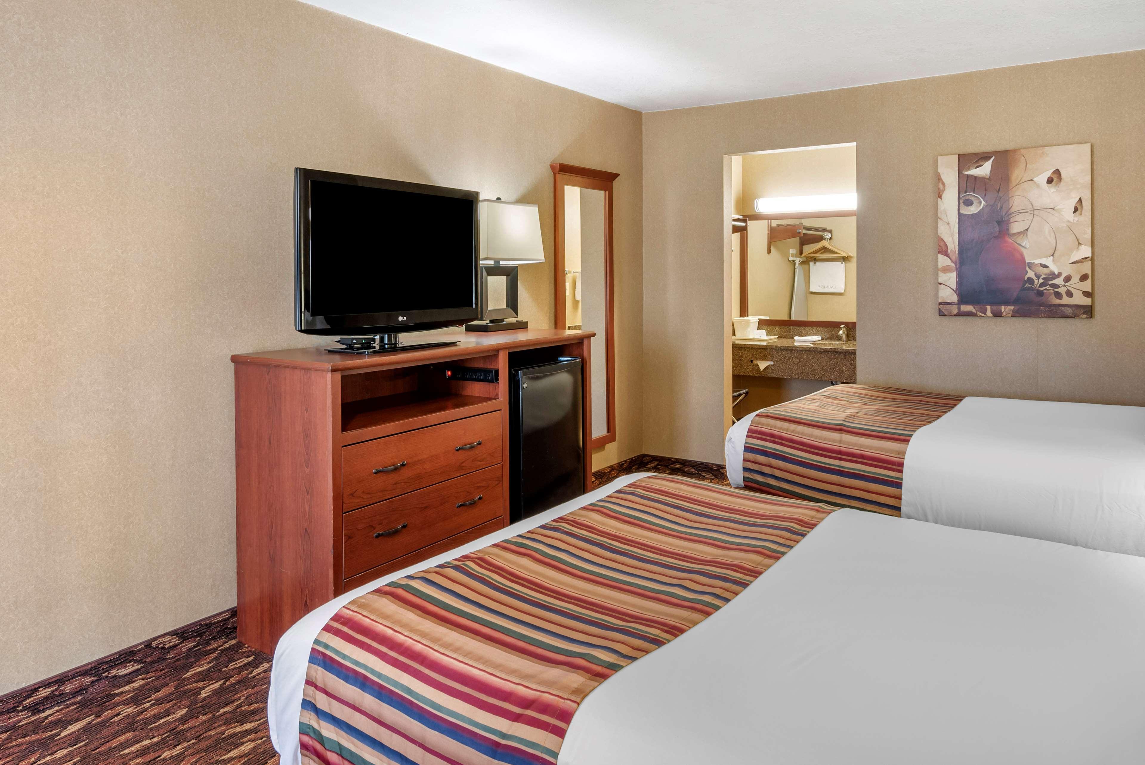 Clarksville Best Western Sherwood Inn מראה חיצוני תמונה