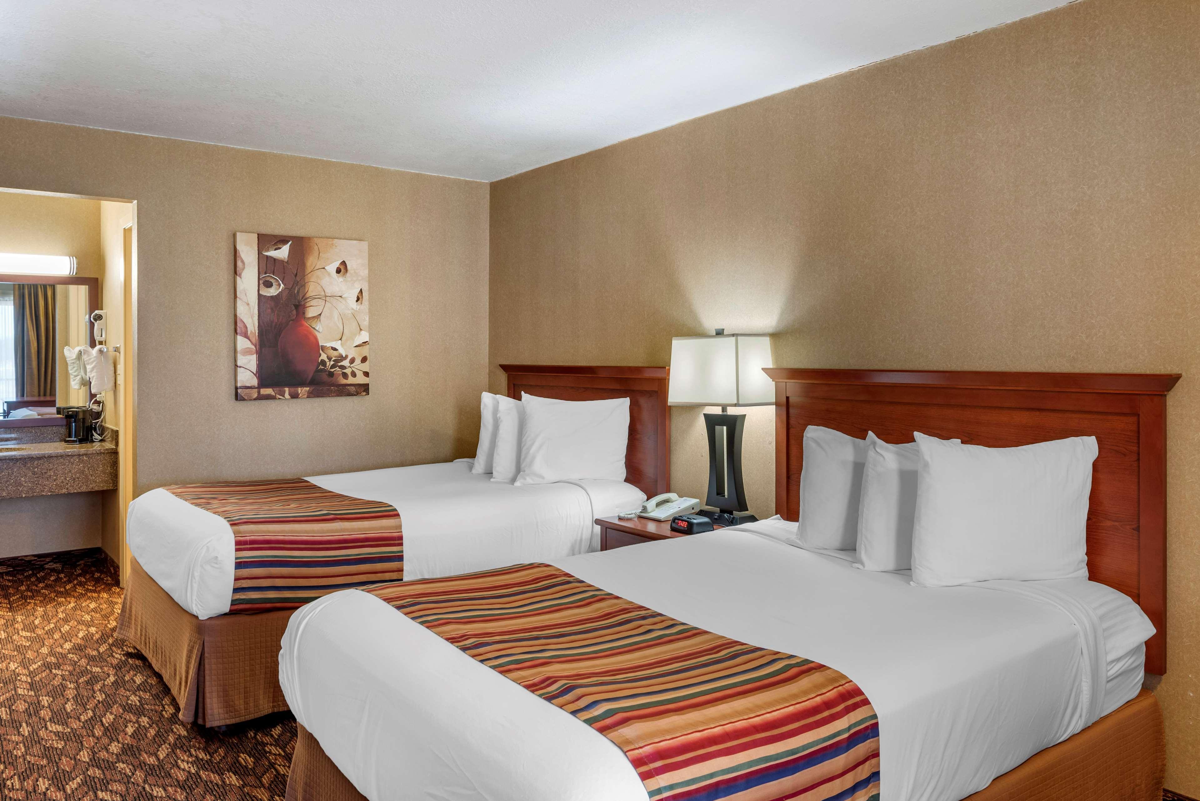 Clarksville Best Western Sherwood Inn מראה חיצוני תמונה