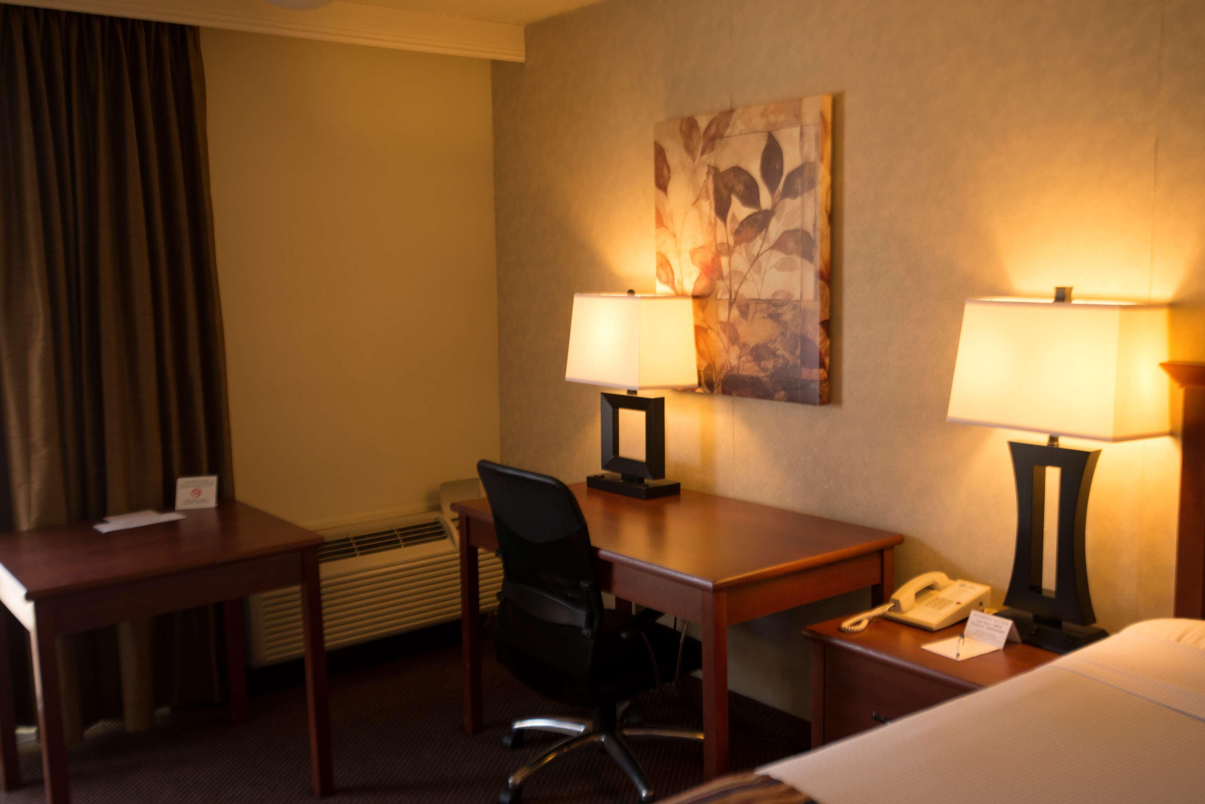 Clarksville Best Western Sherwood Inn מראה חיצוני תמונה